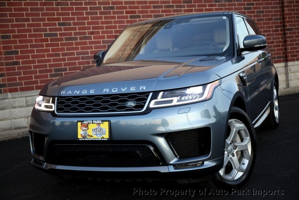 2020 Land Rover Range Rover Sport HSE photo 6