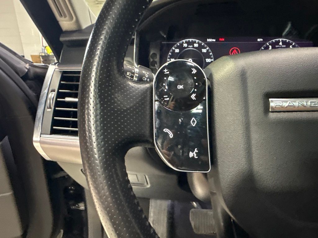 2020 Land Rover Range Rover Sport Turbo i6 MHEV HSE - 23040612 - 11