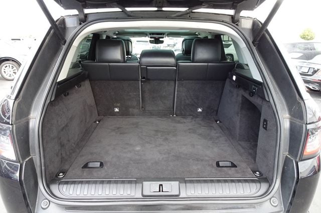 2020 Land Rover Range Rover Sport Turbo i6 MHEV HSE - 22930606 - 14