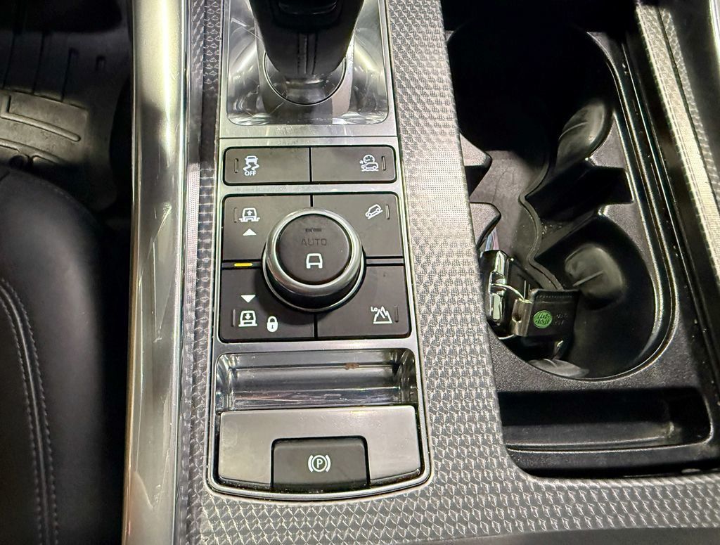 2020 Land Rover Range Rover Sport V8 Supercharged HSE Dynamic - 23006379 - 27