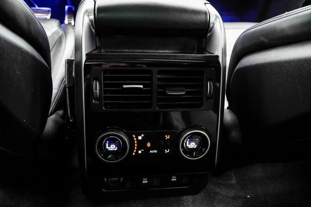 2020 Land Rover Range Rover Sport V8 Supercharged SVR - 22903710 - 18