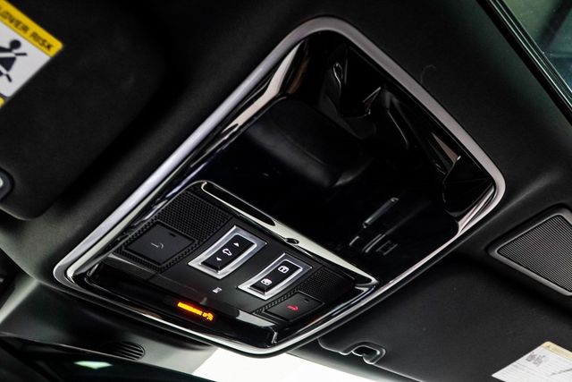 2020 Land Rover Range Rover Sport V8 Supercharged SVR - 22903710 - 39
