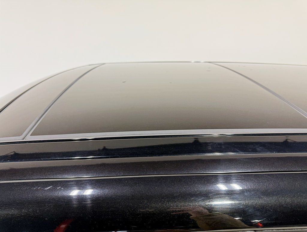 2020 Land Rover Range Rover Sport V8 Supercharged SVR - 22961610 - 13