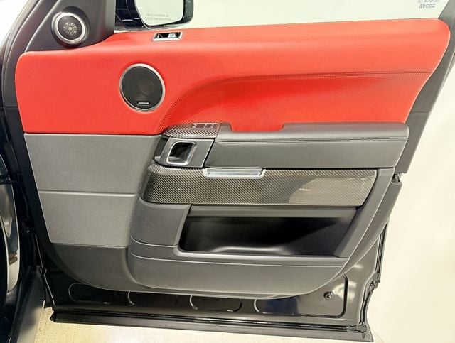 2020 Land Rover Range Rover Sport V8 Supercharged SVR - 22961610 - 70