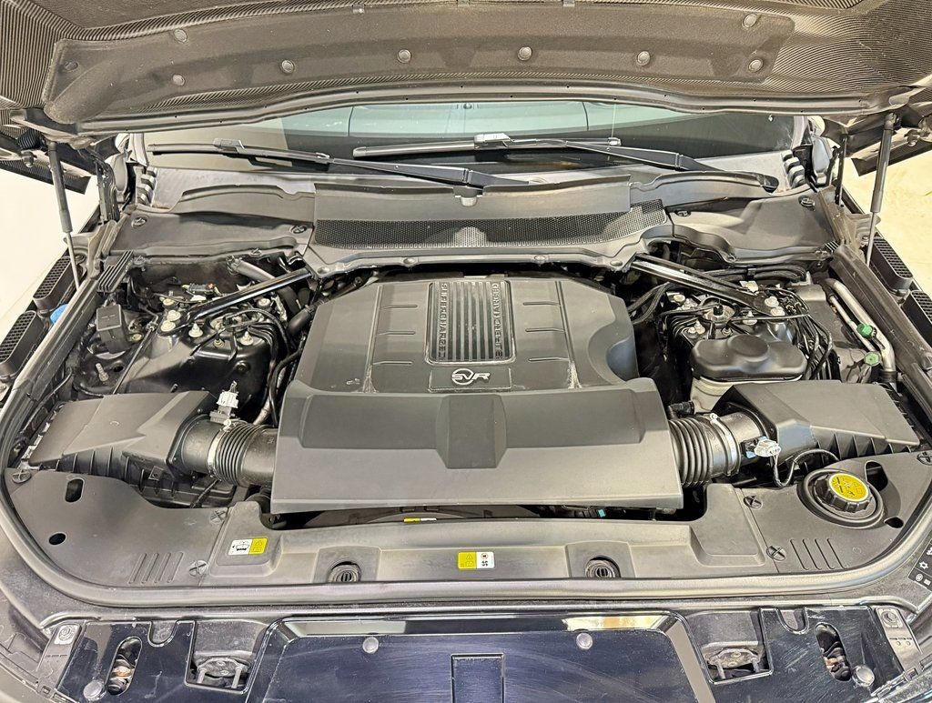 2020 Land Rover Range Rover Sport V8 Supercharged SVR - 22961610 - 74
