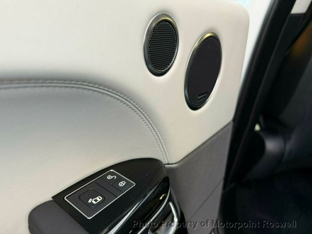 2020 Land Rover Range Rover Sport V8 Supercharged SVR - 22932625 - 11