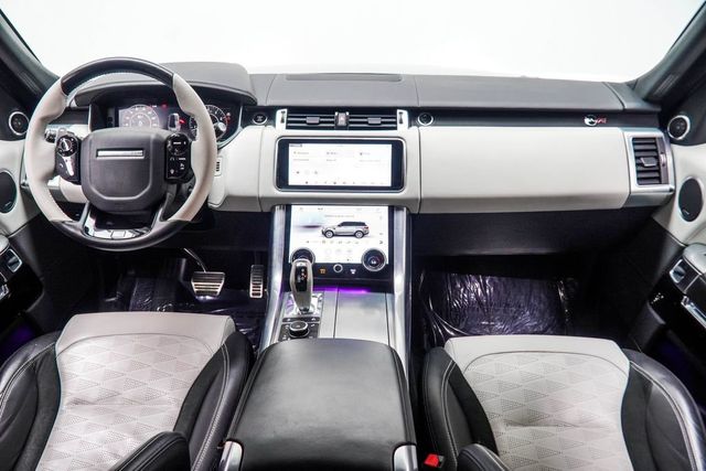 2020 Land Rover Range Rover Sport V8 Supercharged SVR - 23048070 - 4