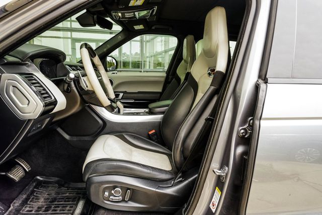 2020 Land Rover Range Rover Sport V8 Supercharged SVR - 23001468 - 31