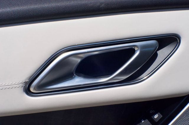2020 Land Rover Range Rover Velar LocalTrade/-P-380-R-Dynamic-HSE/Heated&CooledSeats/PanoRoof - 23015774 - 33