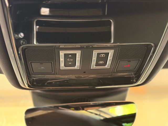 2020 Land Rover Range Rover Velar P250 R-Dynamic S - 23037740 - 32