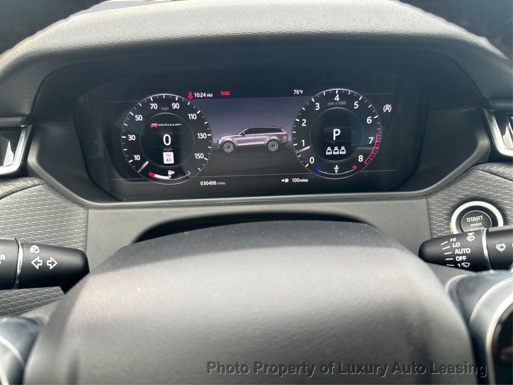 Land Rover Range Rover Velar photo 16