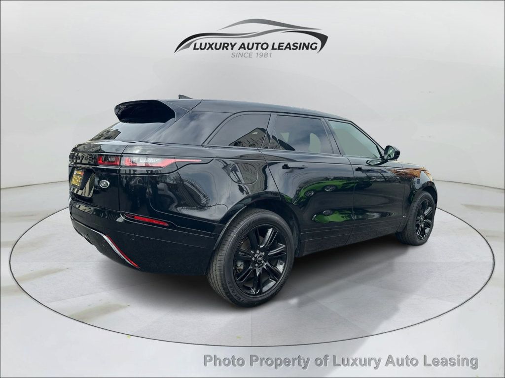 Land Rover Range Rover Velar photo 3