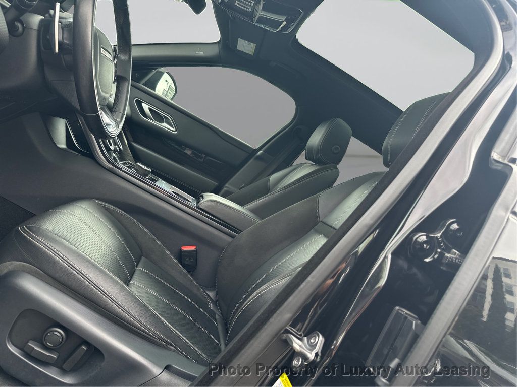 Land Rover Range Rover Velar photo 9