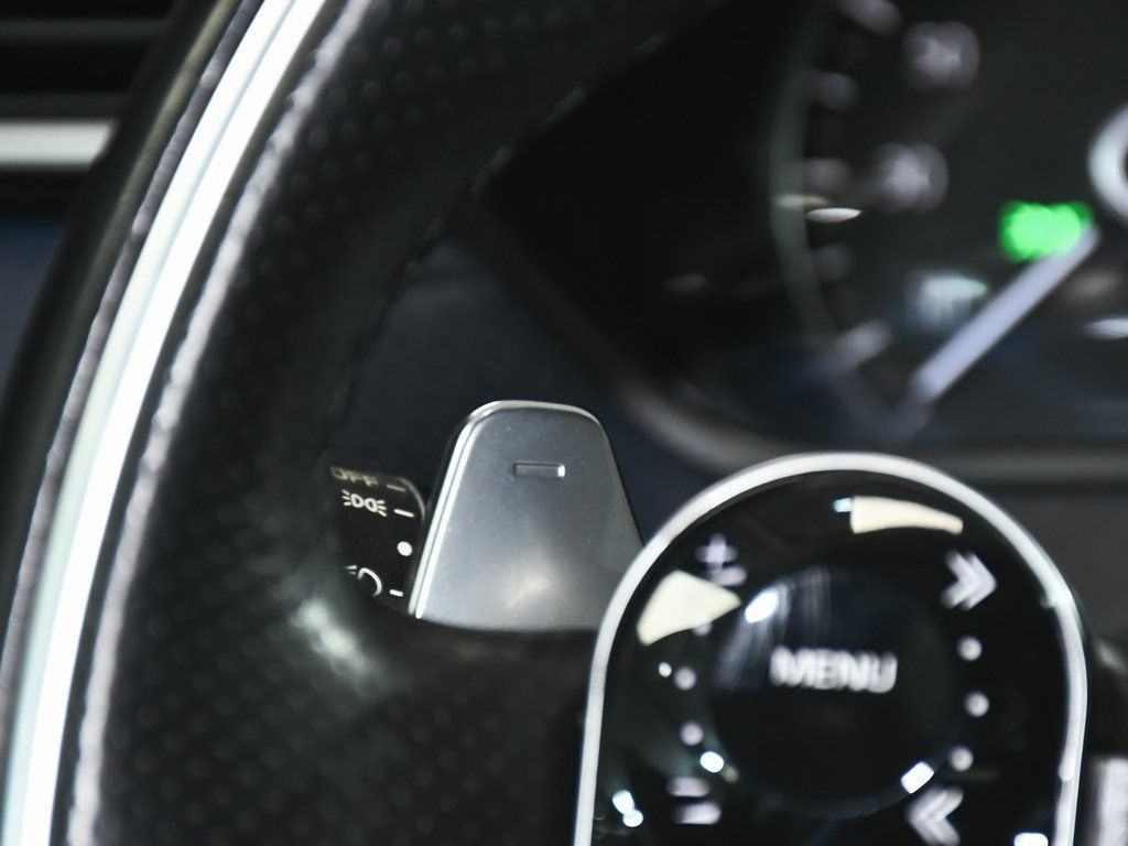 2020 Land Rover Range Rover Velar P250 R-Dynamic S photo 38