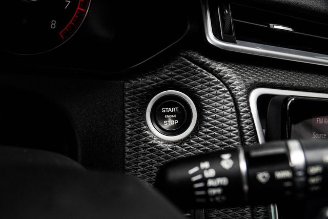2020 Land Rover Range Rover Velar P250 R-Dynamic S - 23063388 - 29