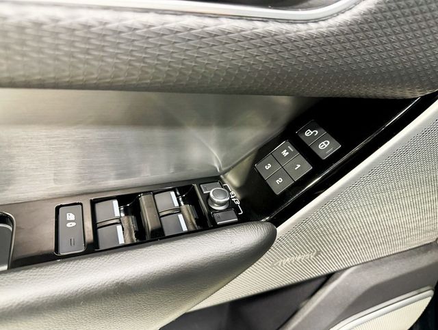 2020 Land Rover Range Rover Velar P340 R-Dynamic S - 22932420 - 32