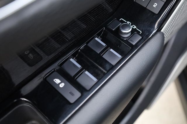 2020 Land Rover Range Rover Velar R-Dynamic S - 23017395 - 39