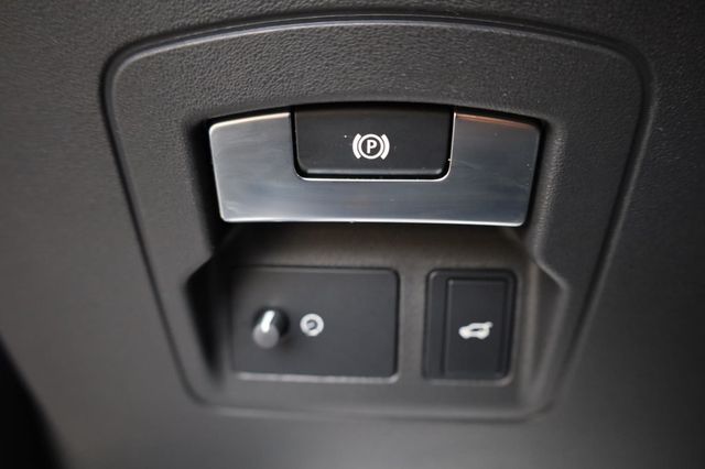 2020 Land Rover Range Rover Velar R-Dynamic S - 23017395 - 40