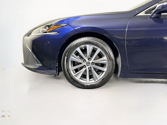 2020 Lexus ES 350 - 23068480 - 22