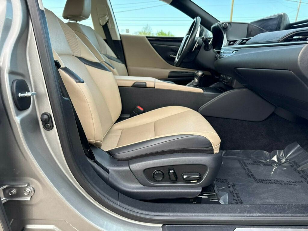 2020 Lexus ES ES 300h FWD - 23019773 - 36