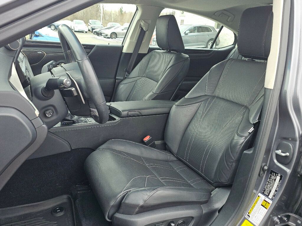 2020 Lexus ES ES 300h Luxury FWD - 22957090 - 14