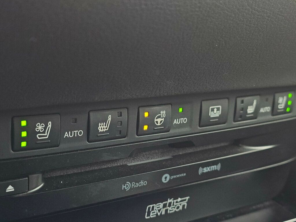 2020 Lexus ES ES 300h Luxury FWD - 22957090 - 31