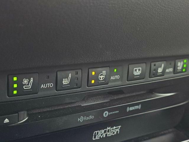 2020 Lexus ES ES 300h Luxury FWD - 22957090 - 31