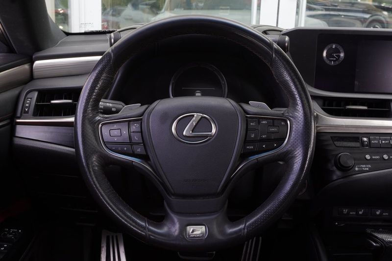 2020 Lexus ES 350 F SPORT photo 12
