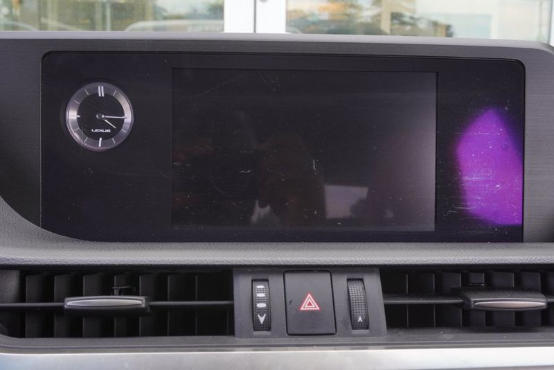 2020 Lexus ES 350 F SPORT photo 17
