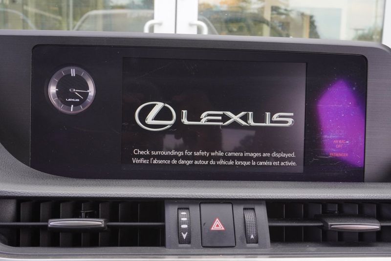 2020 Lexus ES 350 F SPORT photo 18