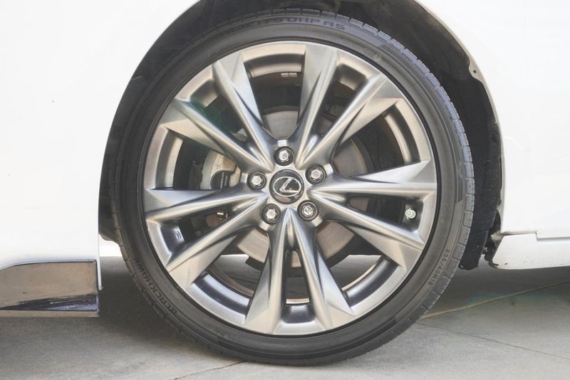 2020 Lexus ES 350 F SPORT photo 2