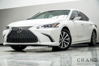 2020 Lexus ES