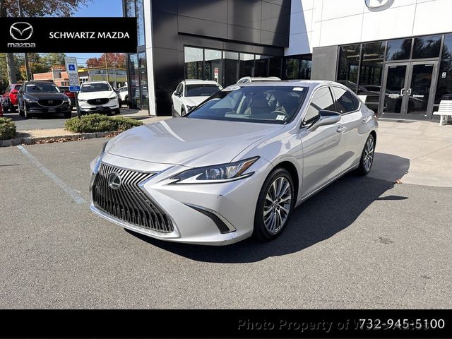 Used 2020 Lexus ES 350 with VIN 58ADZ1B16LU075936 for sale in Riverhead, NY