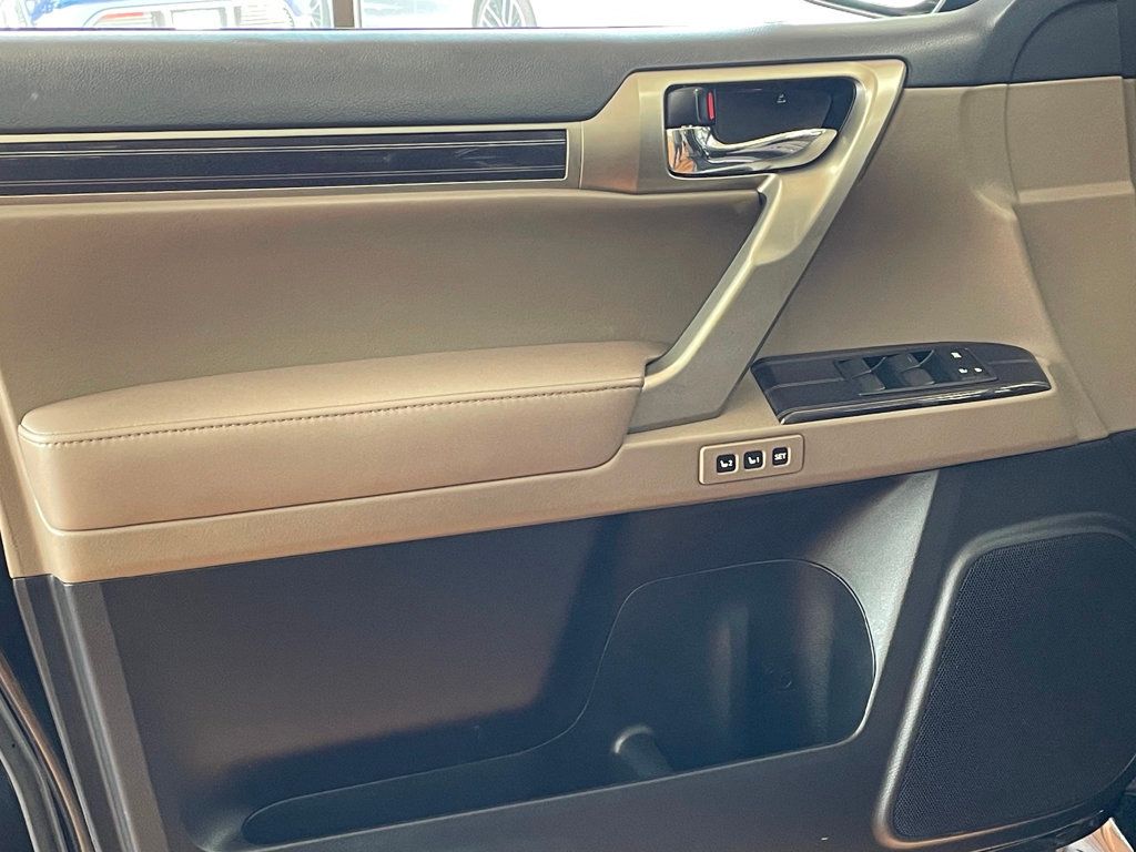 2020 Lexus GX GX 460 4WD - 23014462 - 15