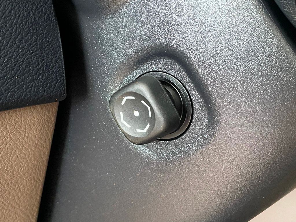 2020 Lexus GX GX 460 4WD - 23014462 - 17