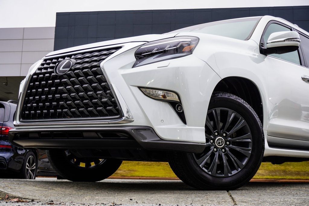 2020 Lexus GX 460 photo 2