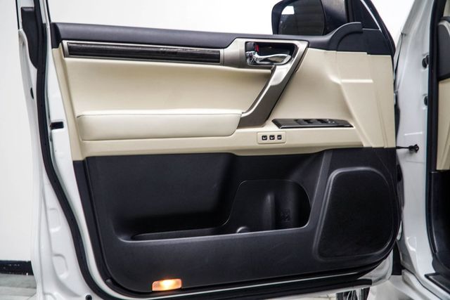 2020 Lexus GX GX 460 4WD - 23027245 - 32