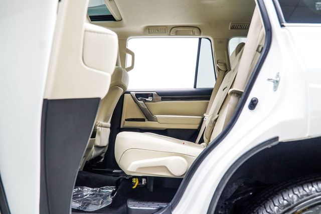 2020 Lexus GX GX 460 4WD - 23027245 - 36