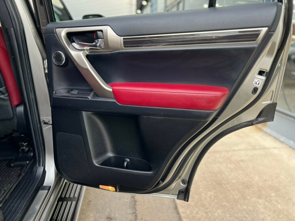 2020 Lexus GX GX 460 Luxury 4WD - 22982219 - 34