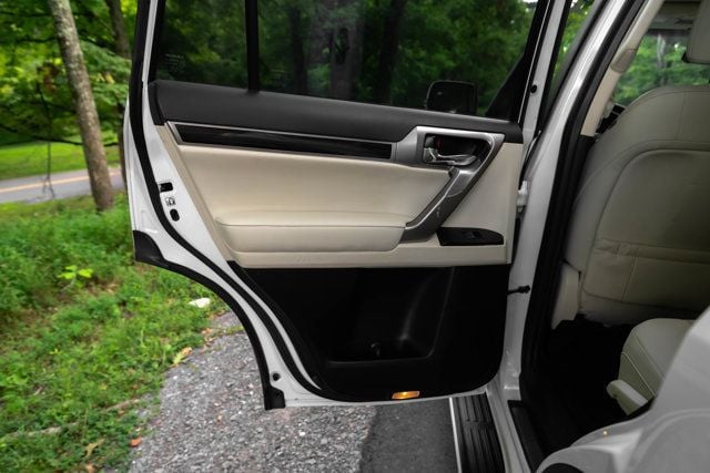 2020 Lexus GX LocalTrade/Heated&CooledSeats/PowerSunroof/BackupCamera - 23066381 - 33