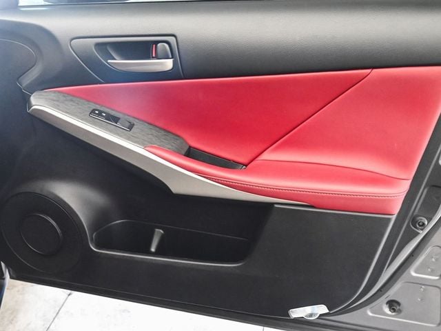 2020 Lexus IS 300 - 22972559 - 9