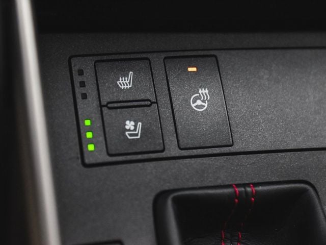 2020 Lexus IS 300 - 22972559 - 22