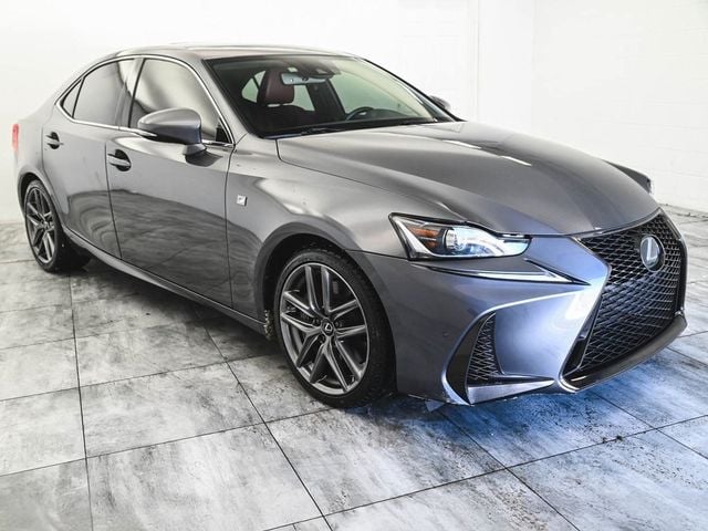 2020 Lexus IS 300 - 22972559 - 2