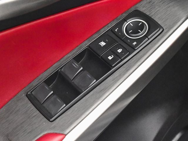2020 Lexus IS 300 - 22972559 - 8