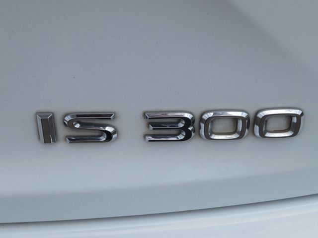 2020 Lexus IS EXTRA CLEAN FSPORT 4DOOR LEXUS IS 300 LEATHER  - 22913010 - 13