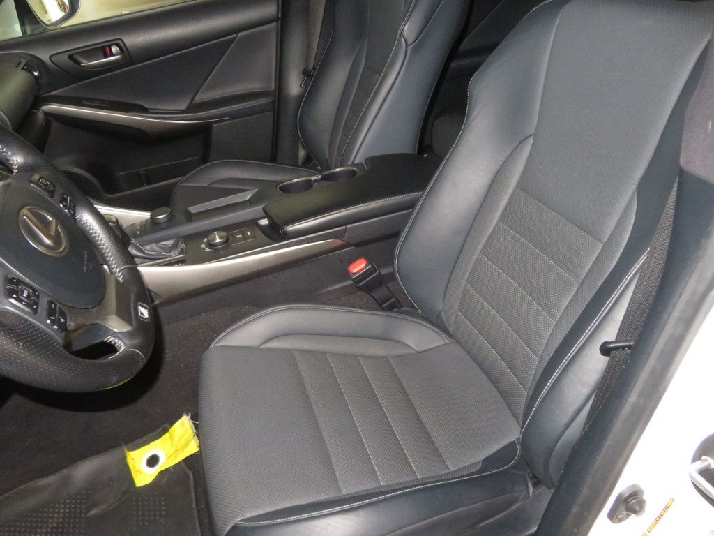 2020 Lexus IS EXTRA CLEAN FSPORT 4DOOR LEXUS IS 300 LEATHER  - 22913010 - 18