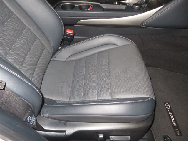2020 Lexus IS EXTRA CLEAN FSPORT 4DOOR LEXUS IS 300 LEATHER  - 22913010 - 33