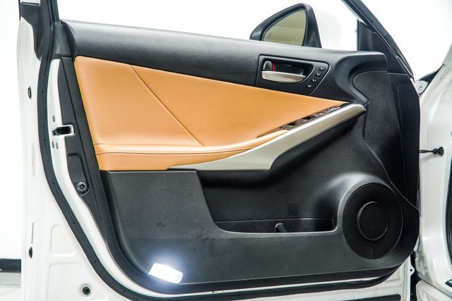 2020 Lexus IS IS 300 AWD - 23093412 - 37