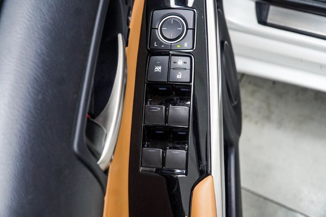 2020 Lexus IS IS 300 AWD - 23093412 - 38