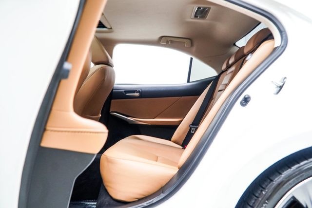 2020 Lexus IS IS 300 AWD - 23093412 - 40